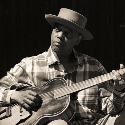 Eric Bibb