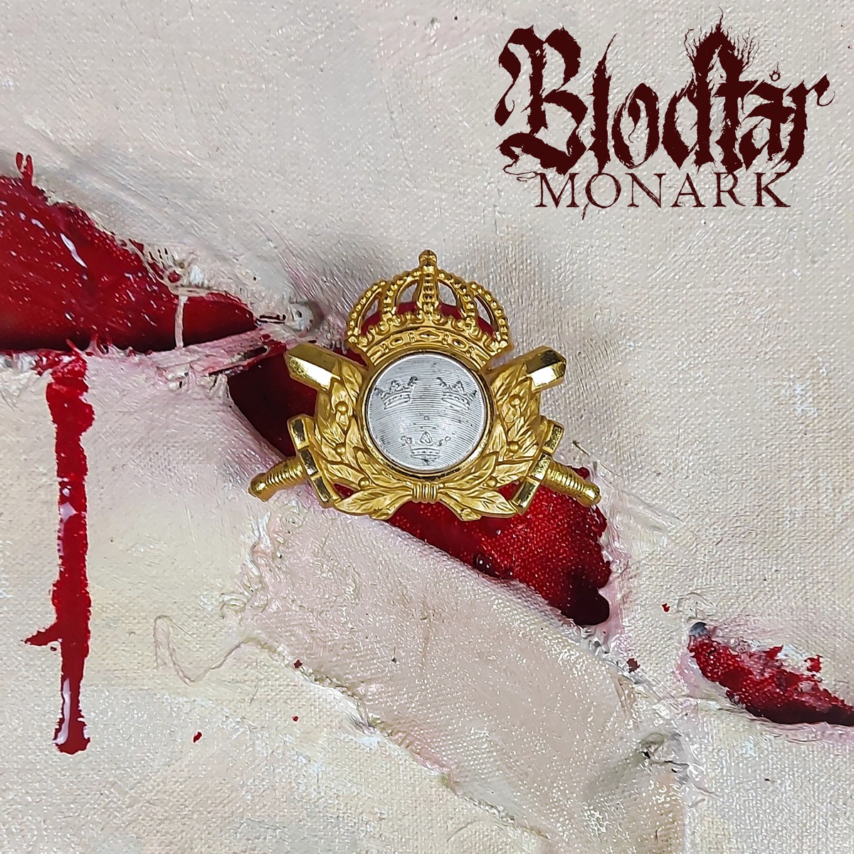 Monark by Blodtår