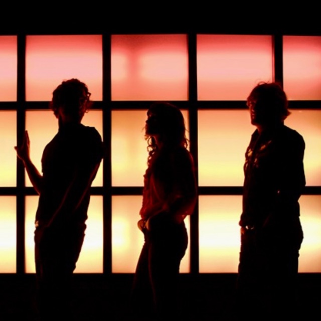 Howling Bells & Juanita Stein