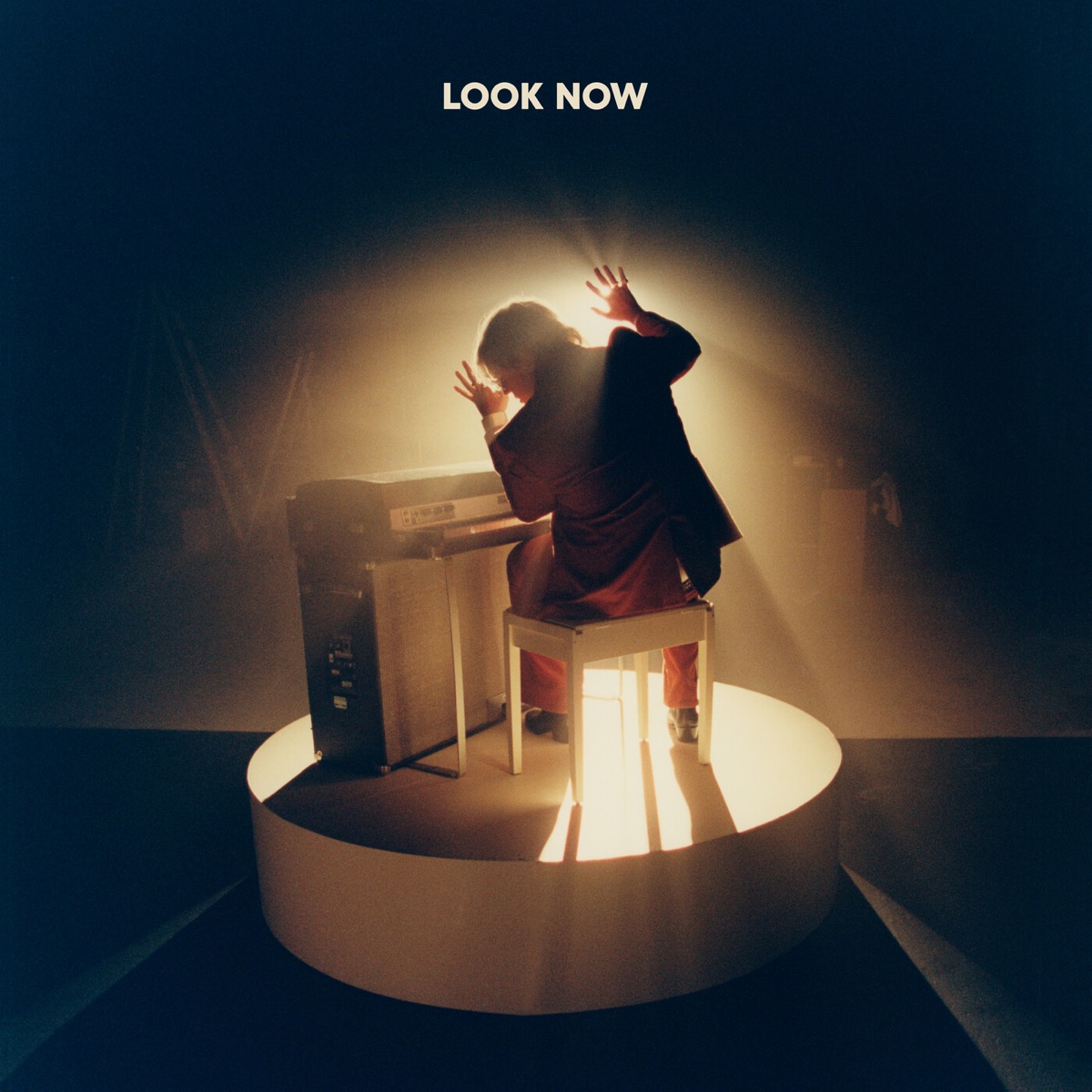 Look Now by Oscar Lang
